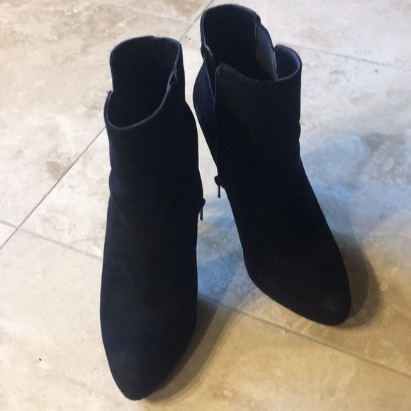 Nine West Shoes - SALE🍀Gently worn twice Nine West booties